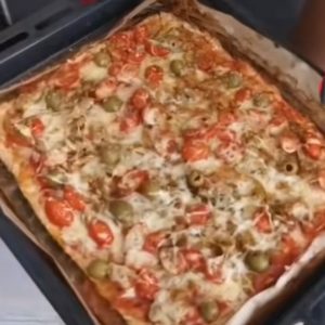 Pizza protéiné (entière) au poulet sans farine, sans gluten